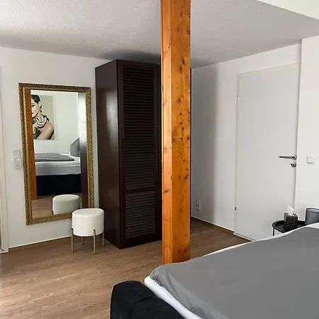 Apartment Am Strom *