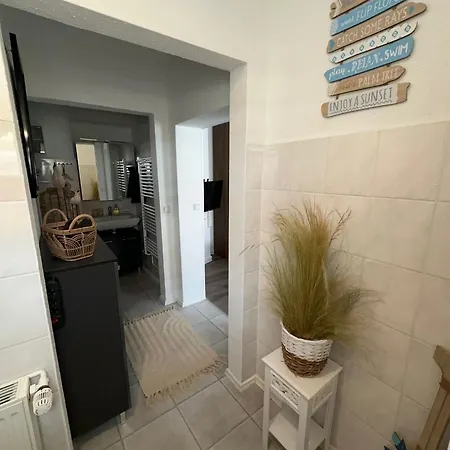 Apartment Am Strom *