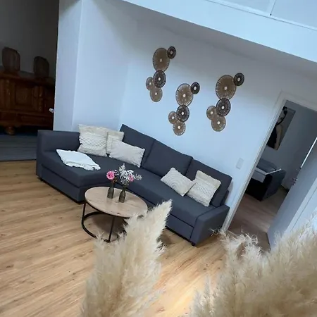 Am Strom Apartment *