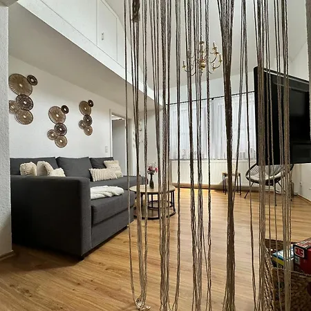 Apartment Am Strom